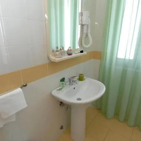 Hotel Eden Riviera