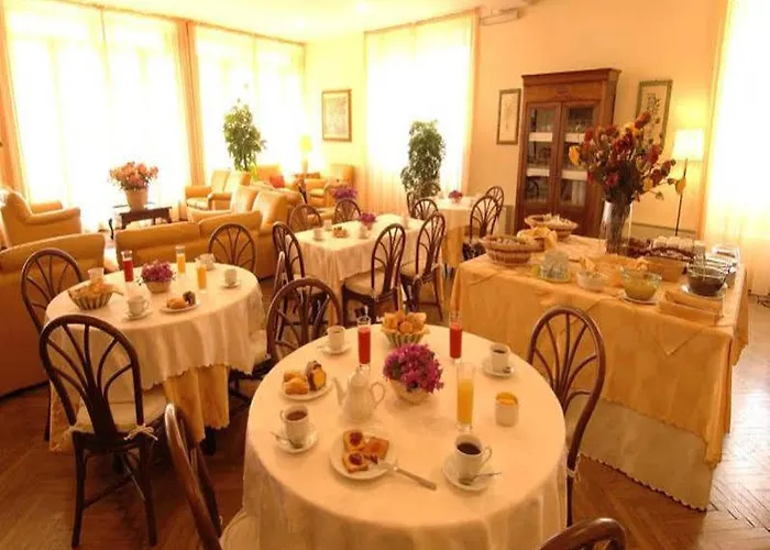 Eden Riviera Ξενοδοχείο 3*