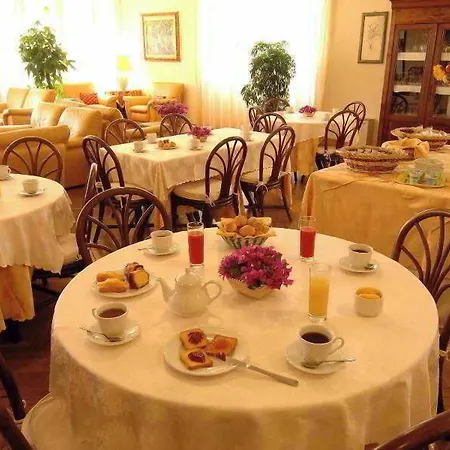 Eden Riviera Otel 3*