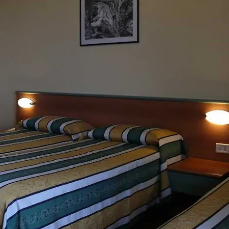 Eden Riviera Szálloda 3*